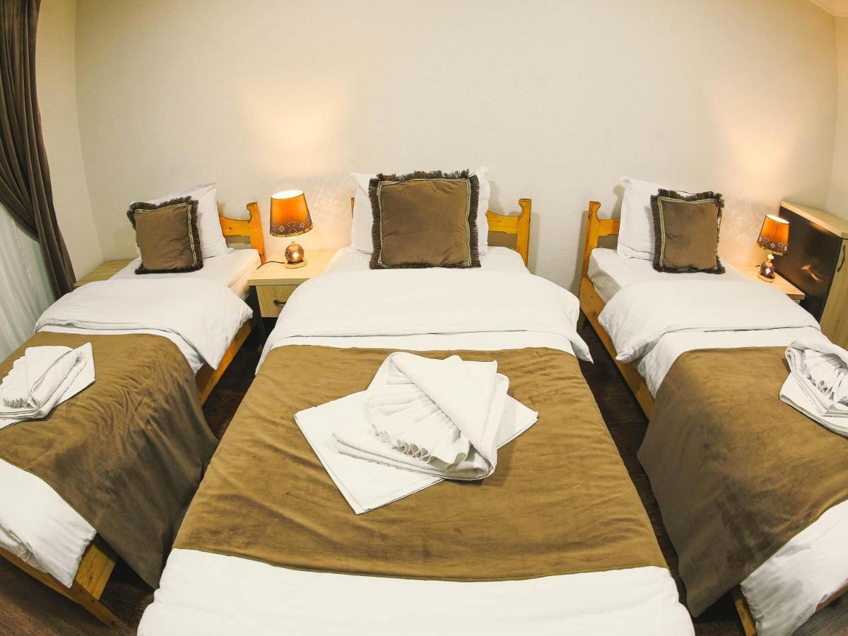 Rayyan Hotel בוקורו מראה חיצוני תמונה