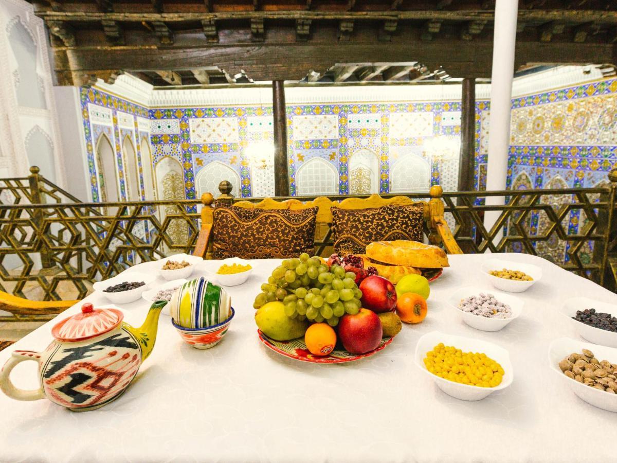 Rayyan Hotel בוקורו מראה חיצוני תמונה