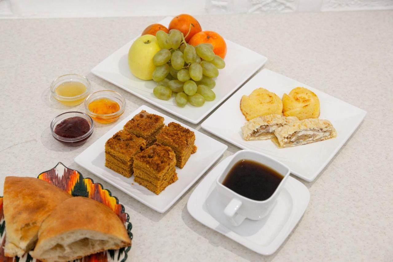 Rayyan Hotel בוקורו מראה חיצוני תמונה